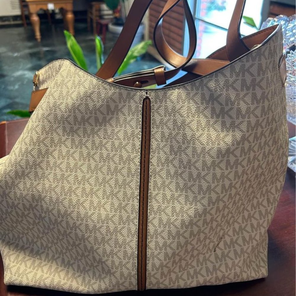 MICHAEL KORSE TOTE